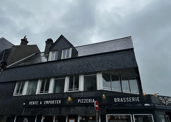 Captain Yoo - La Perle, Vue Sur *